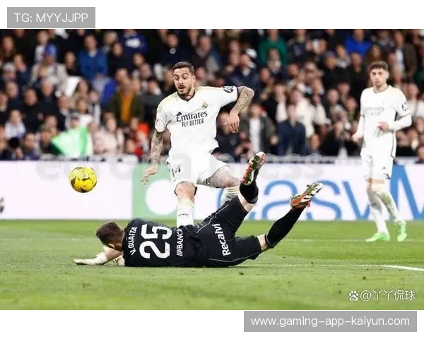 皇马防守端的稳健配合确保了球队零失球