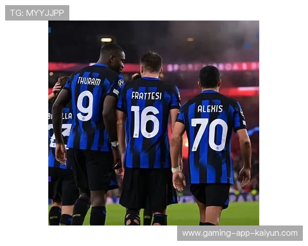 国米阿尔巴尼禁区旋转扫射破网：一记技艺与信念的瞬间